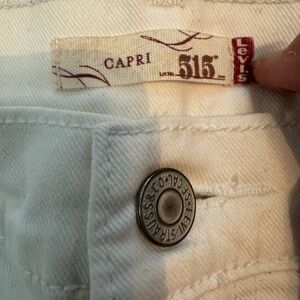 Levi's 515 Off-White Capri Pants